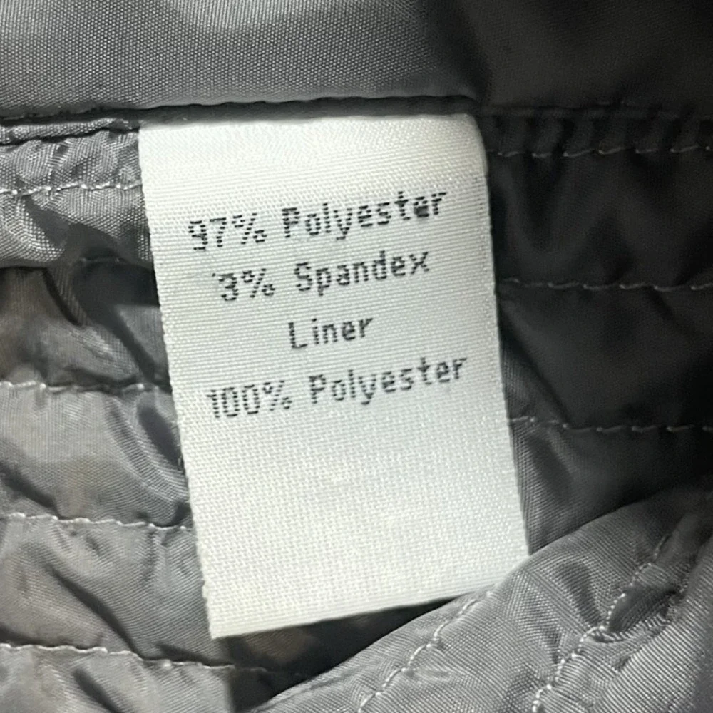 LDS Sportswear Womens Medium Silver Full‎ Zip Pockets Thinsulate Insulated Vest